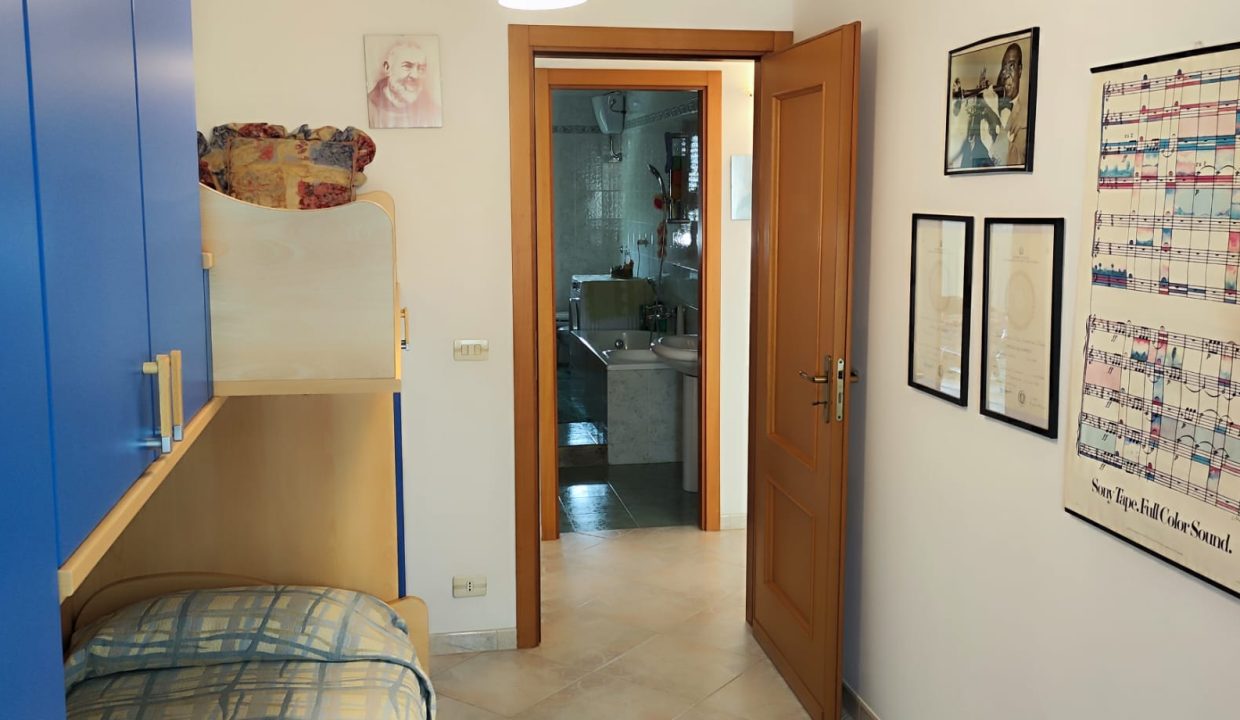 0818 appartamento in vendita zona palazzetto dello sport a ceglie messapica (17)
